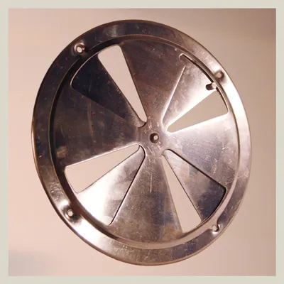 Deflector de alumino