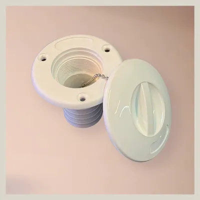 Tapa tanque plástica 1 1/2″ blanca
