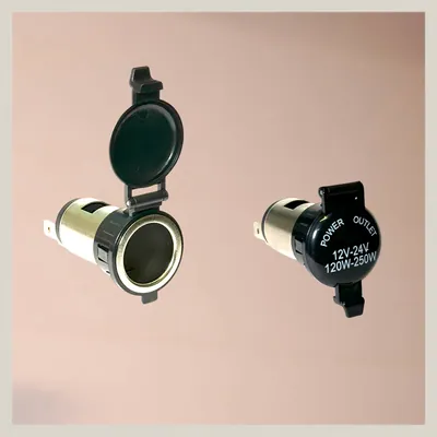 Toma 12 volts hembra con tapa PVC